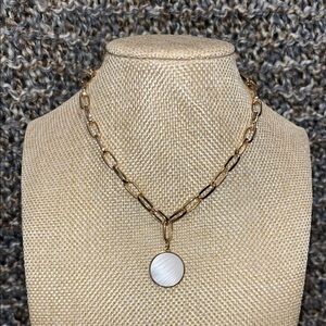 18k Gold Choker Chain Necklace with Pendant